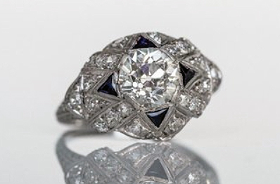 Vintage Art Deco ring with intricate details